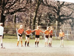 E1983 RAVA PUPS1
